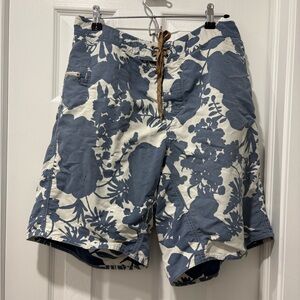 Patagonia Floral Blue and White Men's Swim Shorts 34 drawstring